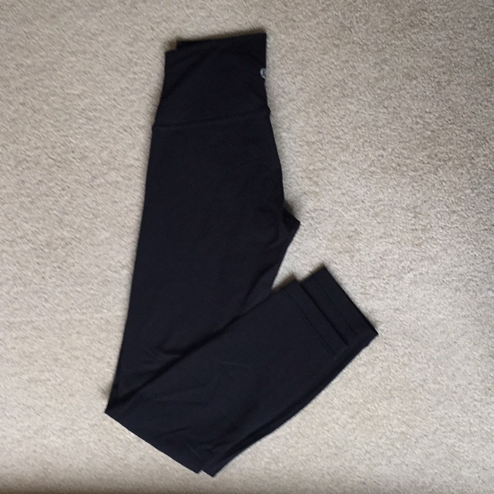 Black Lululemon leggings